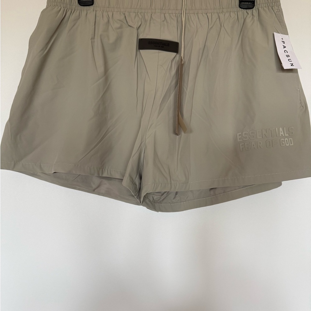 NWT Women’s PacSun Essentials Fear of God Athletic Shorts in Tan Size Large